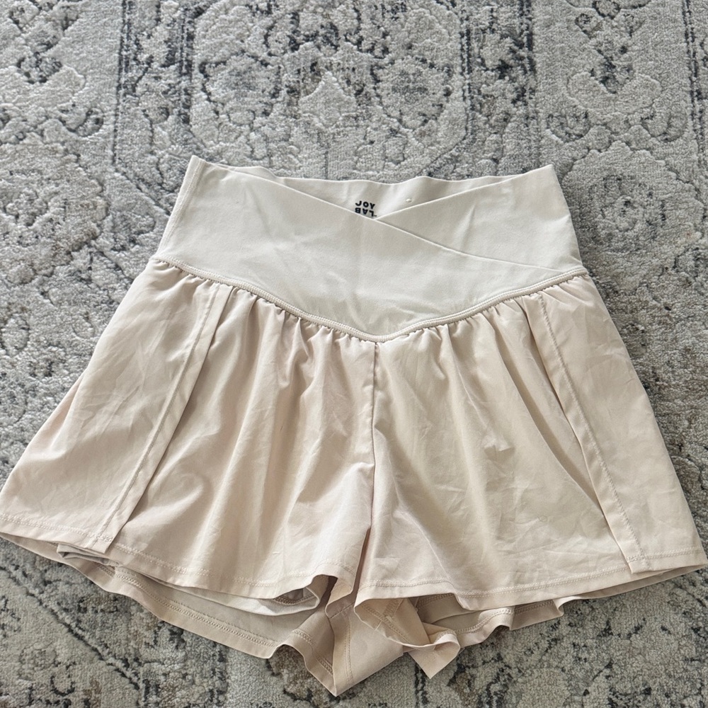 JoyLab Women's High-Waisted Shorts in Cream